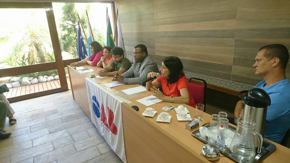  15ª em reunião com servidores da Prefeitura de Macaé