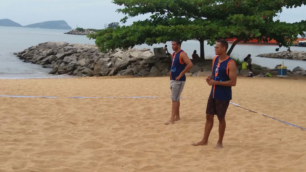 1º Torneio de Vôlei da 15ª Subseção agita a Praia de Imbetiba